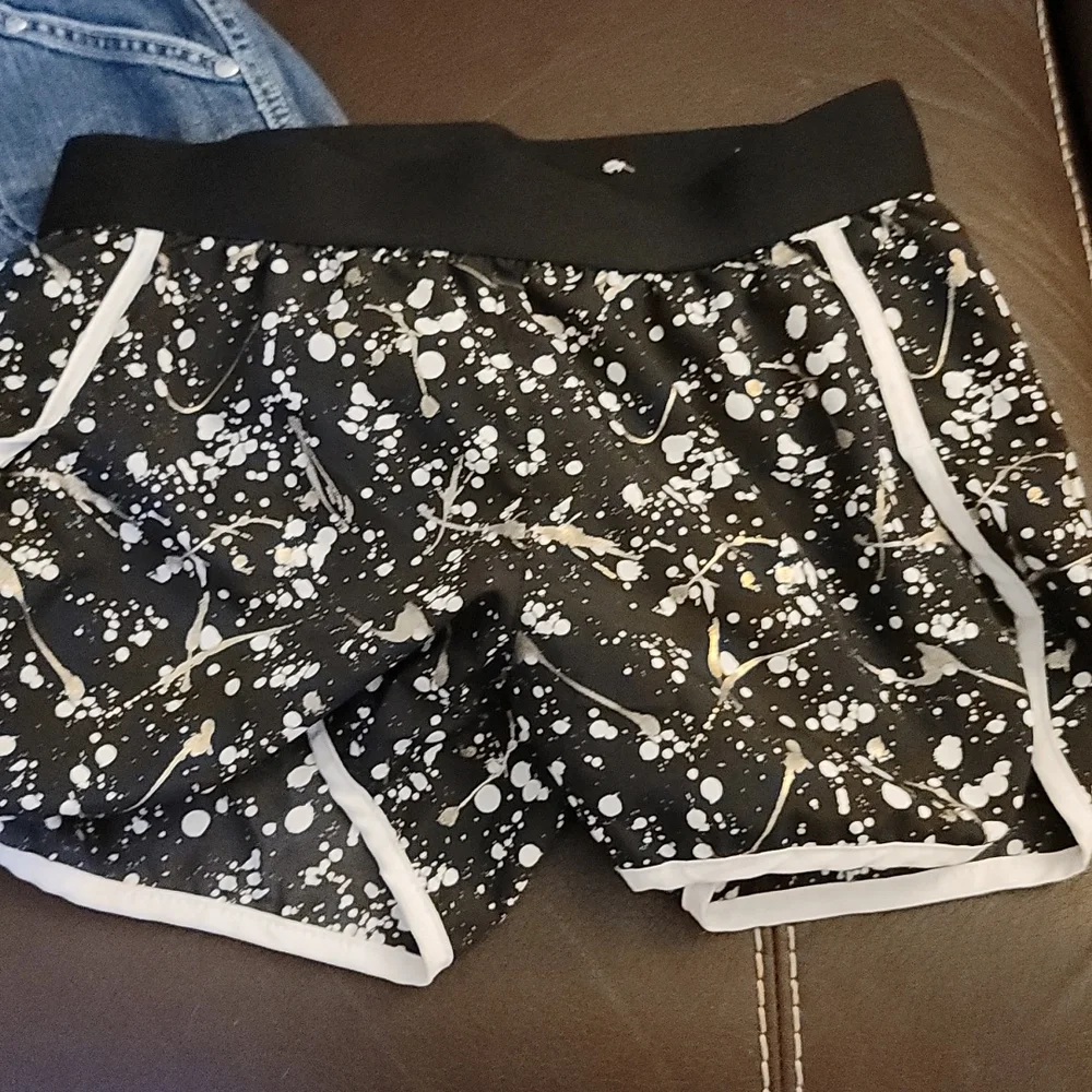 Girls size 14/16 short bundle jean active Justice + circo